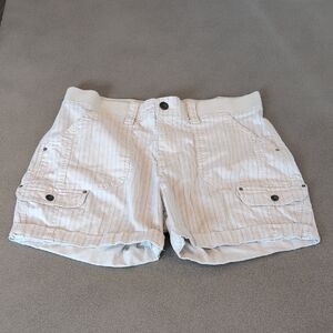 Lee Women's Light Tan Cargo Shorts